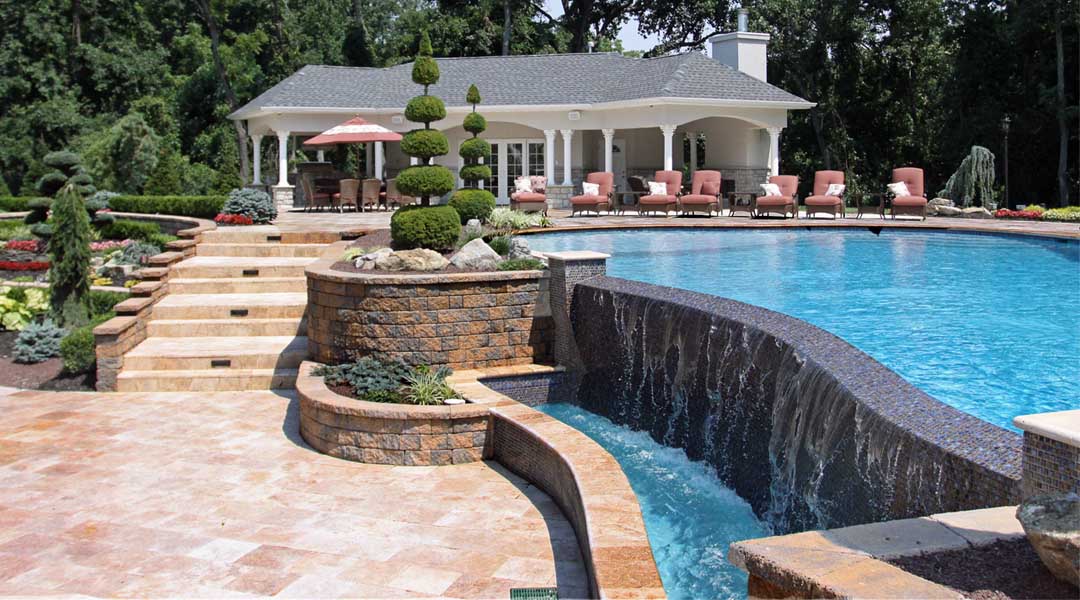 Best Custom Swimming Pools Builders 2