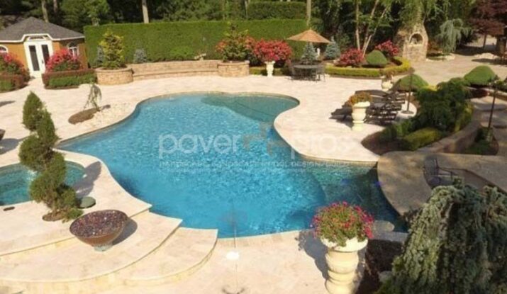 Luxury Freeform Pool